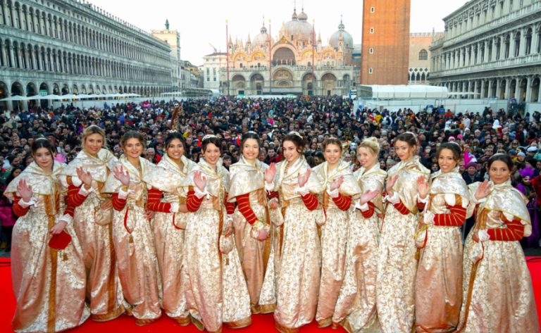 Venice Carnival: La festa delle 12 Marie